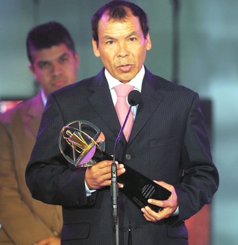 El ténico José Guadalupe Cruz, del equipo Atlante, ganó el trofeo del apertura 2007.