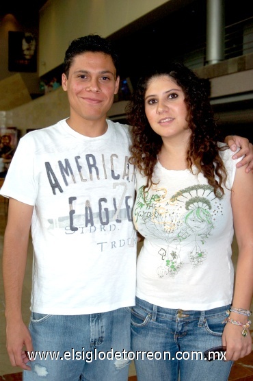 25072008
Ernesto Márquez Cervantes y Samantha Mejía Cervantes