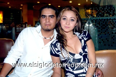 25072008
Iván Ruelas y Elen Moreno