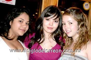25072008
Christian, Priscilla y Michelle