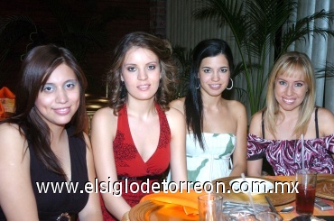 01082008
Karla Cadena, Valeria Serrano, Lorena Sáenz y Alina Amezcua.JPG