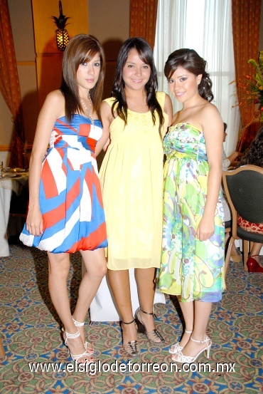 01082008
Lorena Cerna, Caro Portillo y Mar Acosta
