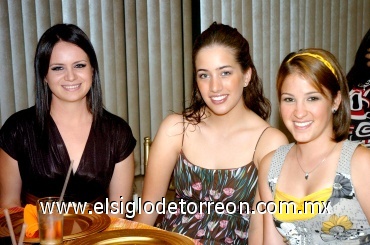 02082008
Ana Rosa Quiroga, Gaby Helguera y Susana Salum