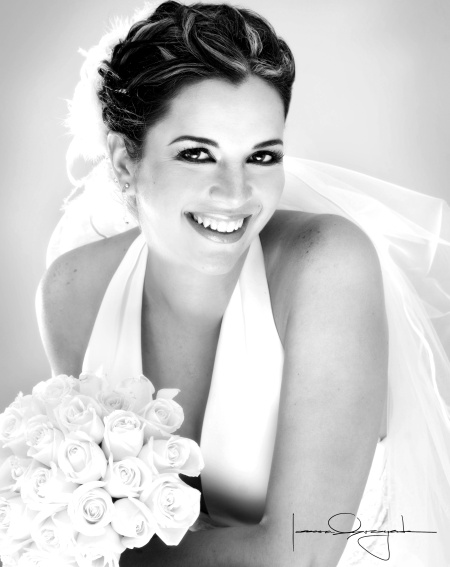 Srita. Ana Paola Meraz Delgado, el día de su enlace nupcial con el Sr. Luis Carlos Cruz Villegas. 

Estudio Laura Grageda