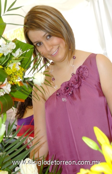 05082008
María Magdalena Beltrán Molina el día de su despedida de soltera.
