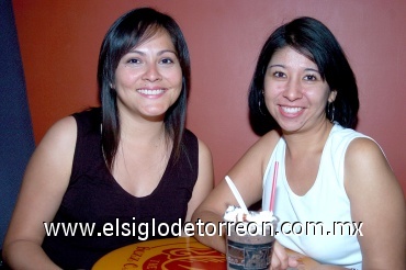 03082008
Karla Alvarado y Guadalupe Bárcenas.