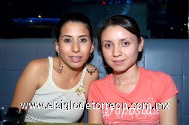 03082008
Vicky Balderas y Nallely Martínez.