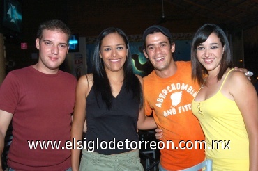06082008
David Jaik, Rocío Zamora, Alesandro Saboris y Paola Rauda