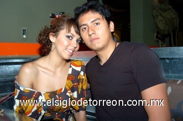09082008
Anaí Magaña y Sergio Márquez.