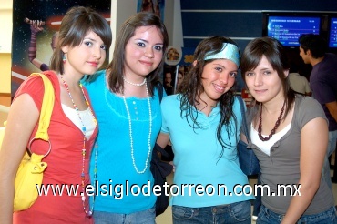 10082008
Lili Cobos, Lup Solís, Isabel Cabrera y Cinthia Morales