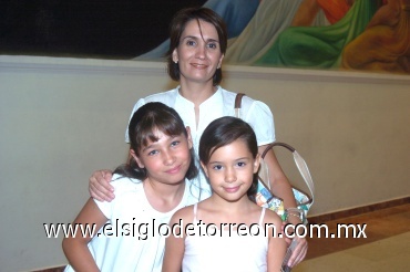 12082008
Ana y Mariángel García y Katia Borrego.