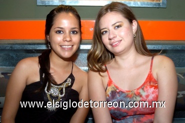 10082008
Abigaíl García y Teresa Segovia.