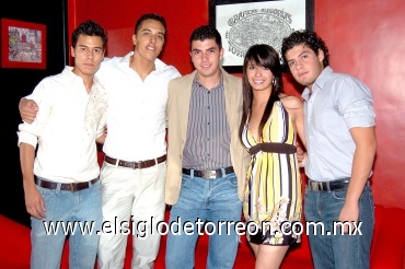 15082008
Alan Caudillo, Jesús Orozco, David Flores, Karime López y Aldo Aguilar