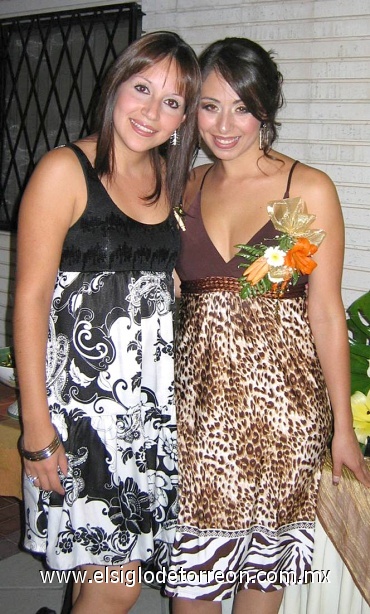 24082008
Gabriela junto a su hermana Claudia Olvera