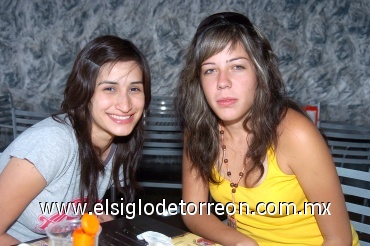 21082008
Claudia Ávalos y Emma González