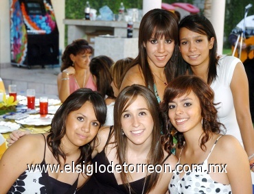21082008
Valeria Gutiérrez, Susana Skarbnik, Éricka Méndez, Ana Luisa Delgado y Alicia Ríos