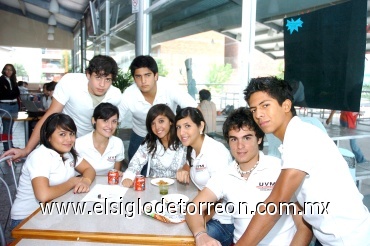 24082008
Rodrigo Armijo, Axel Kruger, Ana Reyes, Luis Salas, Priscilla Lam, Ilse Gallegos, Daniel Gutiérrez y Arturo Vaca