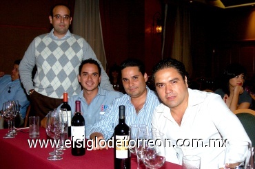 31082008
Ludovick Anacleto, Rubén Pérez, René Rimada y Mario Mijares.