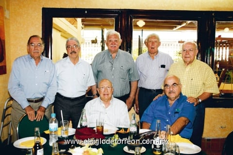 Mario Villarreal Roiz, Jesús Humphrey, Aristeo Cantú, Rolando Gotez, Antonio Yarza, Manuel González y Raúl Villarreal.