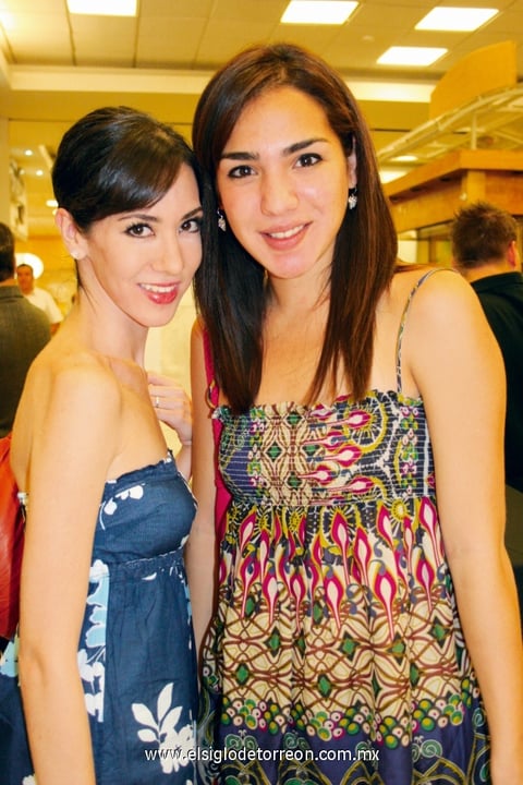 Ivonne Varela y Valeria Trasfí.