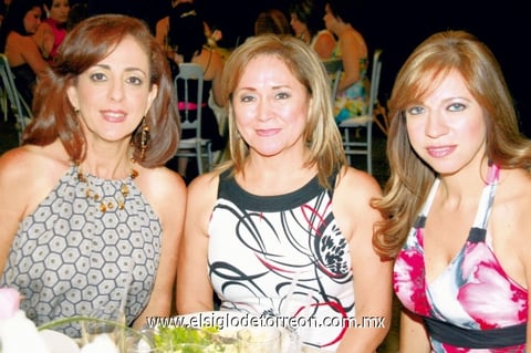 Linda Zarzar, Josefina de López y Elsa de Navarrete.