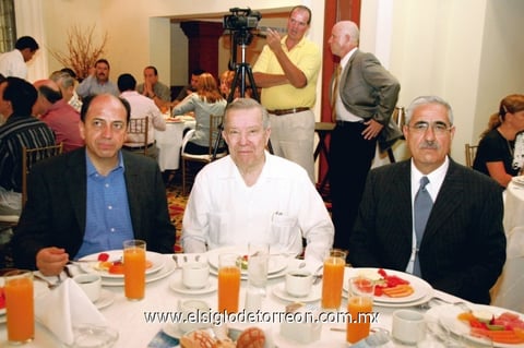 Oscar Gutiérrez Santana, Ramón Iriarte Maisterrena y Yamil Darwich Ramírez.