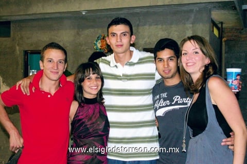 Chloé Durand, Ricardo Clamont, Edgar Solís, Nanine Jaubourguet y Aolrien Laquenelle.