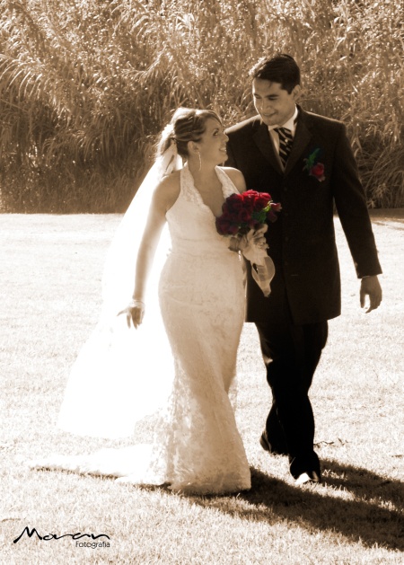 Ing. Gonzalo Carano Flores y Lic. Alma Lilia López Martínez contrajeron matrimonio en la iglesia de Cristo, el sábado 26 de julio de 2008. 

Estudio Morán