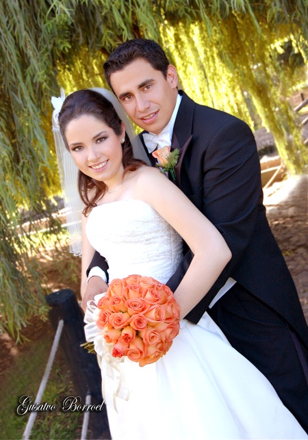 Sr. José Agustín Reinosa Monroy y Srita. Alejandra Cuéllar Rosales y  contrajeron matrimonio en la Capilla de la Resurrección el sábado nueve de agosto de 2008.

Estudio Gustavo Borroel