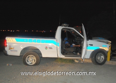 Los federales advirtieron a los policías municipales que se retiraran del lugar, pero después comenzaron los disparos.
Hasta ahora se ignora quién abrió fuego.