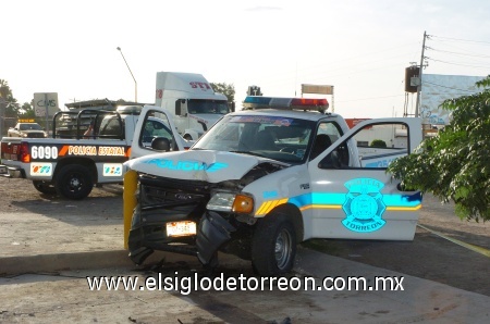 28 patrullas quedaron abandonadas,
tres de ellas baleadas y todas fueron aseguradas por la Policía Federal.