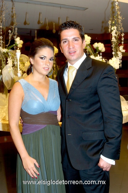 02092008
Ana Gaby Humphrey y Rogelio Montes de Oca.