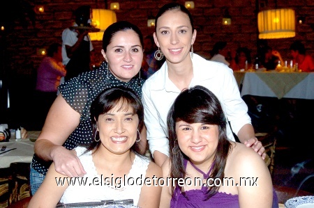 08092008
Sonia Mena, Sarah Nahle, Sonia Rodríguez y Lucía García.