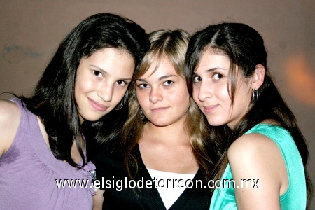 10092008
Ana Laura González, Tana Castillo y Mariana Núñez