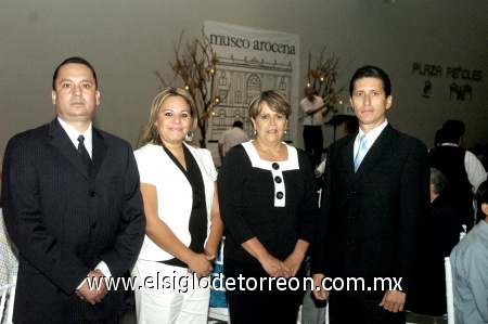 08092008
Arturo Gutiérrez, Rosa Elia Serrano, Patricia Sotomayor y Fernando Rivera.