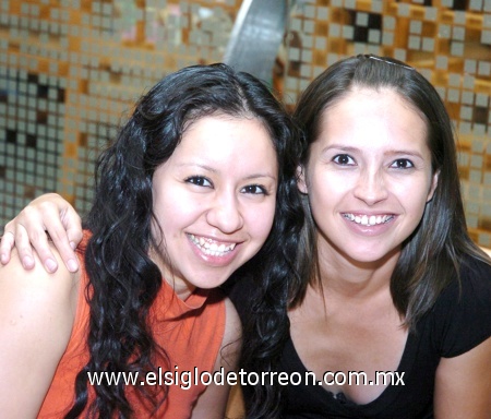 08092008
Karina Moreno y Alicia Chávez