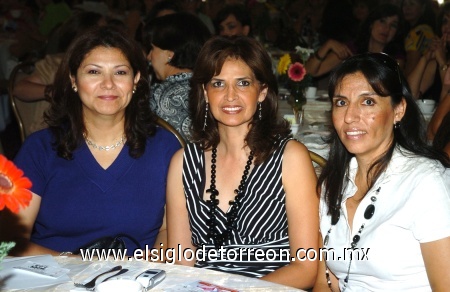 08092008
María Elena de Delgado, Eva Quiroz e Isabel Zúñiga.