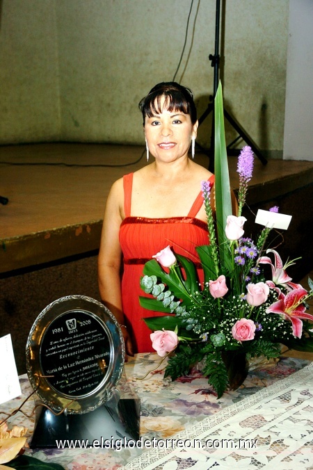 12092008
María de la Luz Hernández Alvarado, se retiró como enfermera de la Clínica 16 del Seguro Social