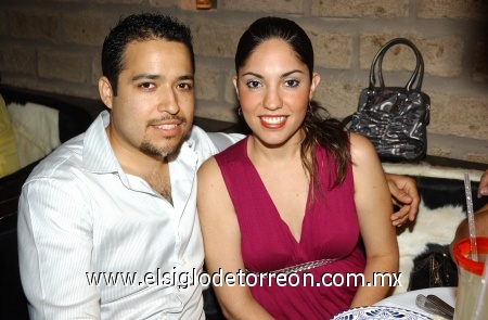 10092008
David Lares y Claudia Castro