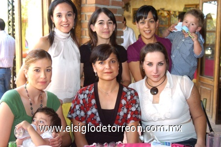 13092008
Martha González, Cecilia Bencomo, Adali Pruneda, Mague Silveyra, Sandra Carrillo, Isabel Garza y Santiago Beltrán