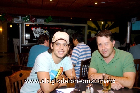 13092008
Rodrigo Ramos y Javier Humeda.