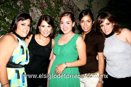 15092008
Bere Grijalva, Karina Gómez, Ana Cecy, Aurora Tostado y Viri Grijalva.