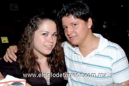 18092008
Susy Bañuelos Díaz y Simpa Romero Morales