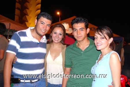 18092008
Alberto, Emilia, Alfredo y Rocío.
