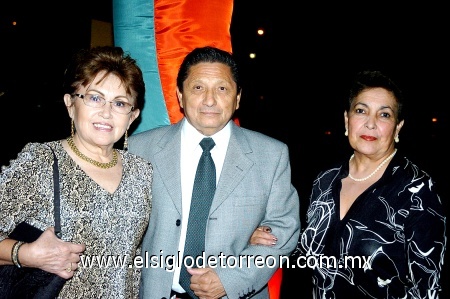 17092008
Mary de Espadas, Oswaldo Espadas y Lidia García de Yáñez