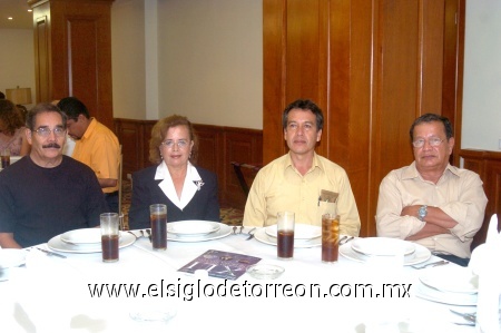 17092008
Yolanda Becerra, Jesús Eloy Andrade, Roberto Martínez y Refugio Prieto