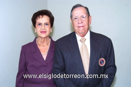 21092008
Georgina Gutiérrez y Leopoldo García.