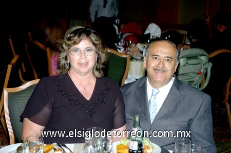21092008
Hilda Calderón de Burgos y Jesús Burgos Martínez