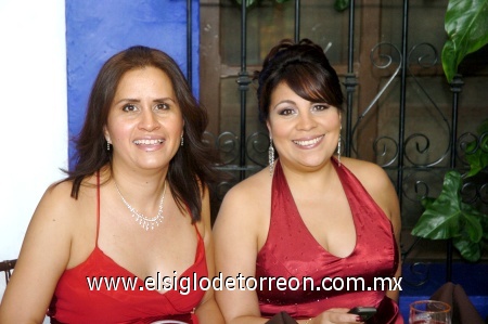 21092008
Maritza Samaniego y Gaby Frías.