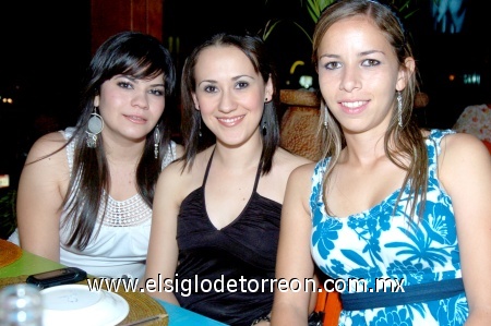 21092008
Ale Gidi, Lily Madrazo y Adriana Pinto